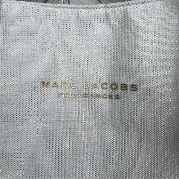 Marc Jacobs Daisy Tote Bag, Canvas Shoulder NWT - Picture 10 of 12